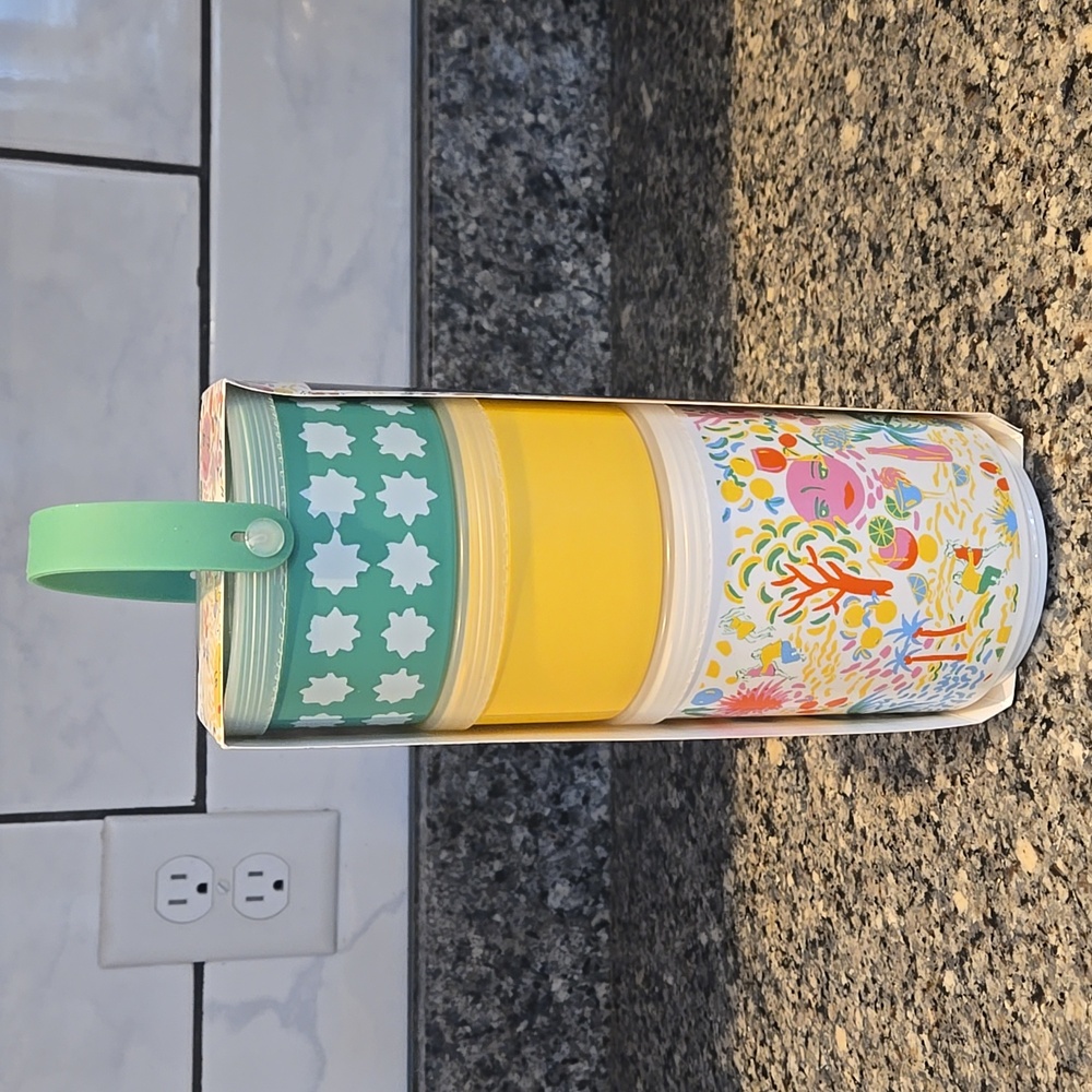 NWT Roller Rabbit Snackle Stack Containers With Carry Handle - Picture 3 of 5
